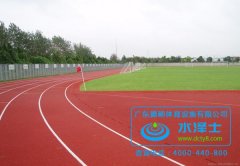 学校塑胶跑道施工完成后验收不合格？你会如何处理？