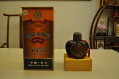 /桂林名烟名酒回收店的烟酒回收价格表/ 茅台酒回收