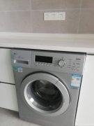 房屋出租 交通便利 拎包入住